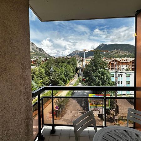 Appartement Centre Ville Pied De Piste Briancon Buitenkant foto